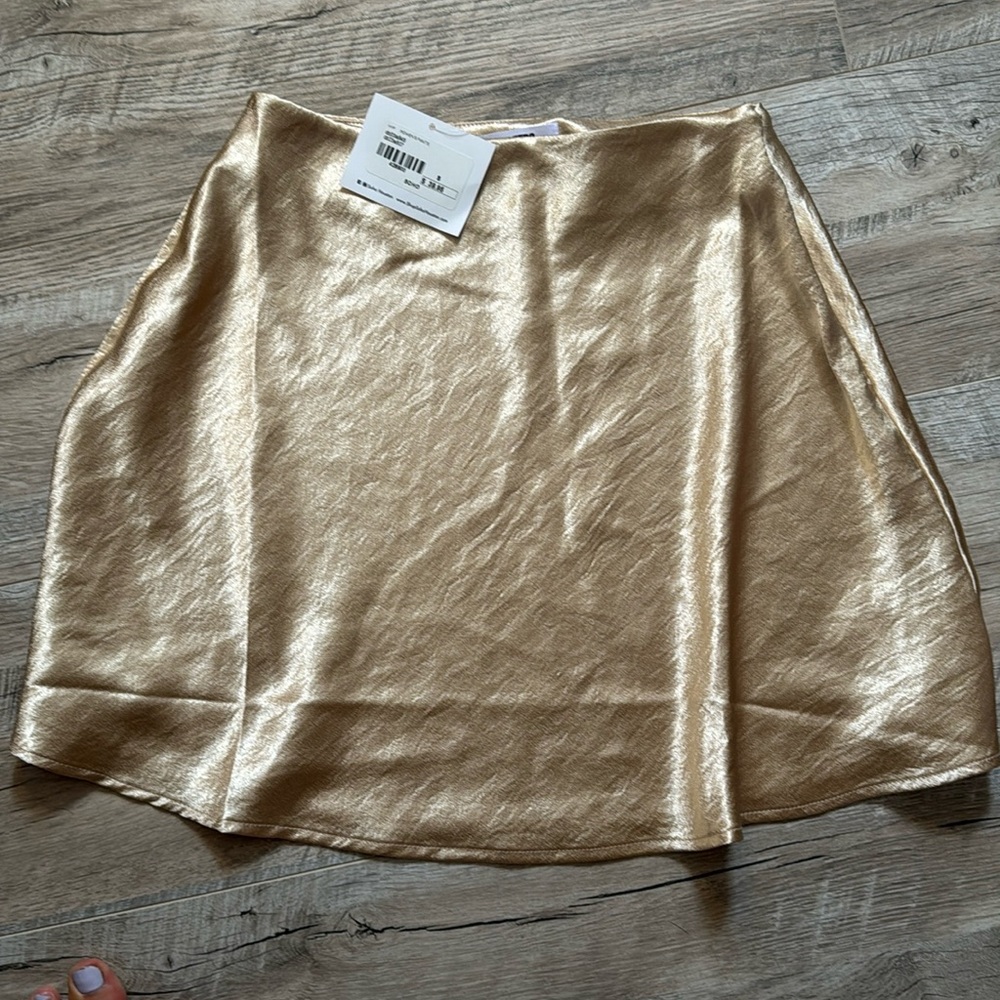 Satin material gold flowy skirt size small by Soho Style